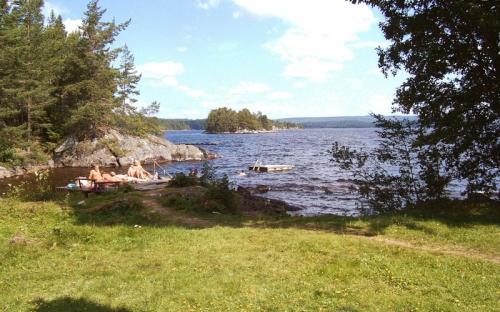 Badstuplenen / The sauna lawn